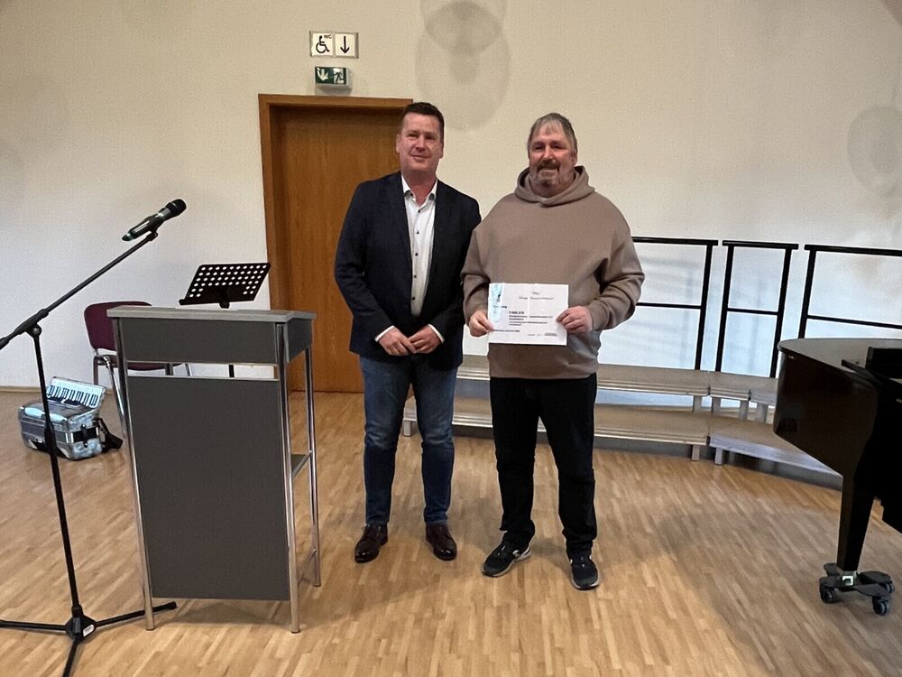 &Uuml;bergabe F&ouml;rderscheck KGV Gartenfreunde e. V. - F&ouml;rdersumme: 5666,81 Euro